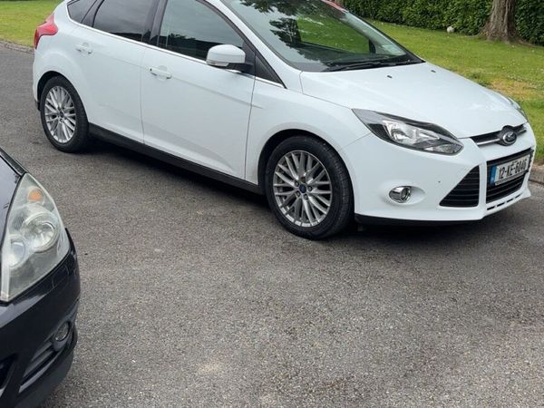 Ford Focus Hatchback, Diesel, 2012, White