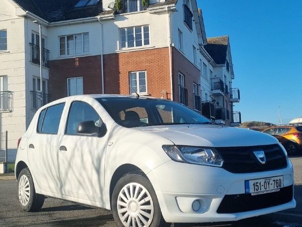 Dacia Sandero Hatchback, Petrol, 2015, White