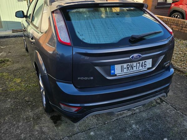 Ford Focus Hatchback, Diesel, 2011, Grey