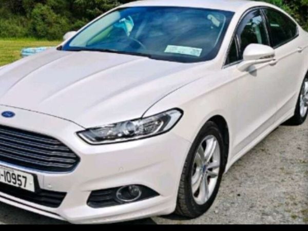 Ford Mondeo Hatchback, Diesel, 2016, White