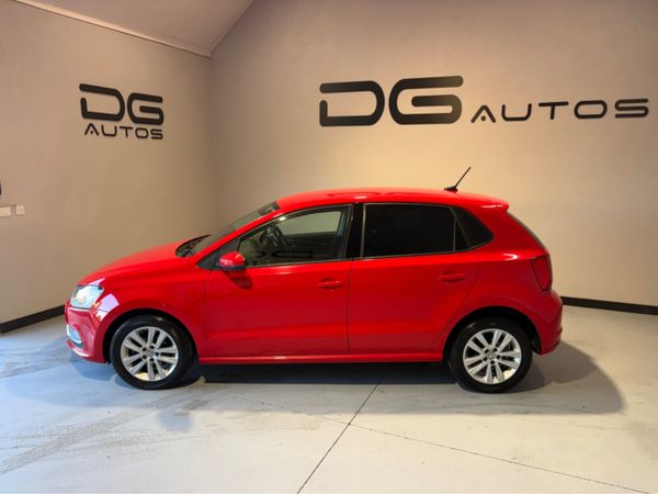 Volkswagen Polo Hatchback, Petrol, 2016, Red