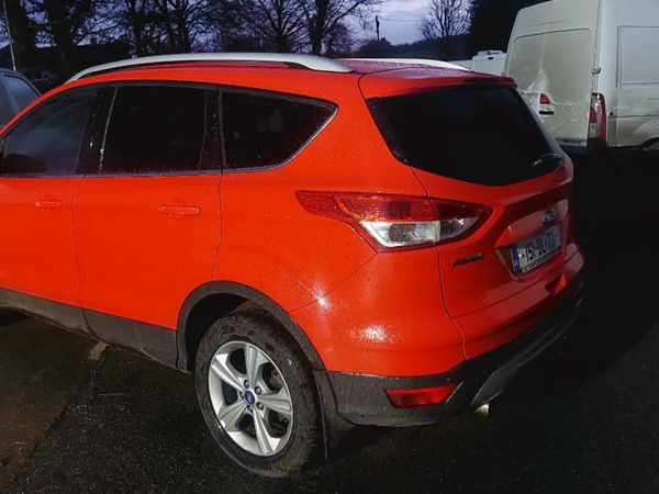 Ford Kuga SUV, Diesel, 2015, Red