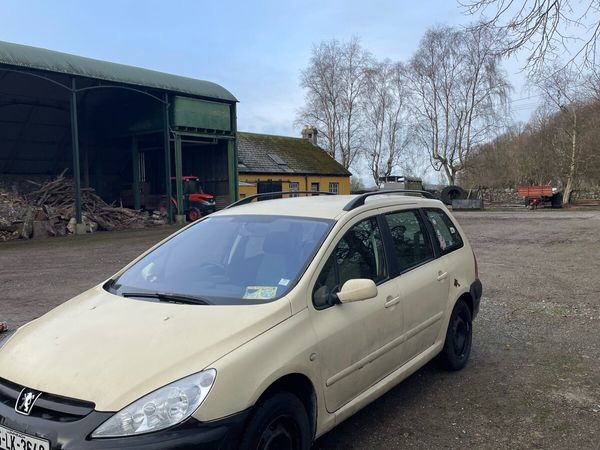 Peugeot 307 Estate, Diesel, 2005, Red