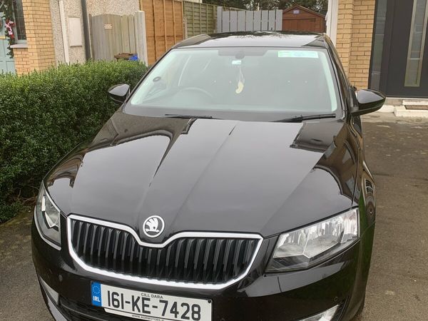 Skoda Octavia Hatchback, Diesel, 2016, Black