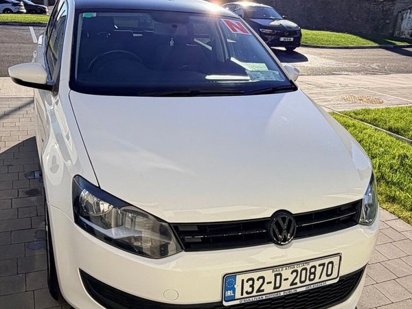 Volkswagen Polo Hatchback, Petrol, 2013, White