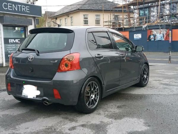 Toyota Vitz Hatchback, Petrol, 2008, Grey