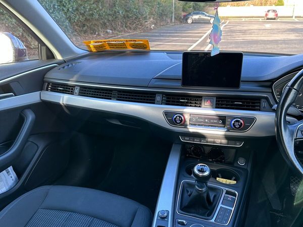 Audi A4 Estate, Diesel, 2016, Blue