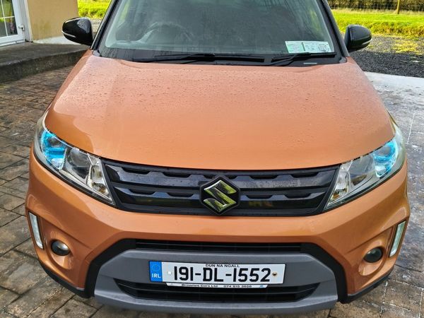 Suzuki Vitara SUV, Diesel, 2019, Orange