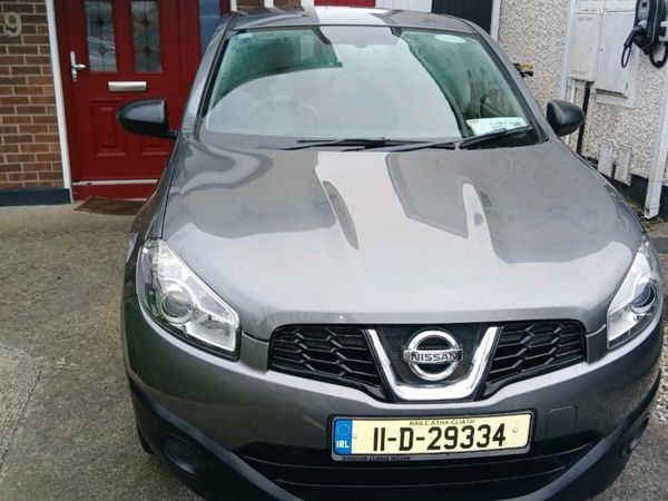Nissan Qashqai Hatchback, Petrol, 2011, Grey