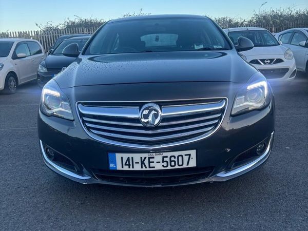 Vauxhall Insignia Hatchback, Petrol, 2014, Grey