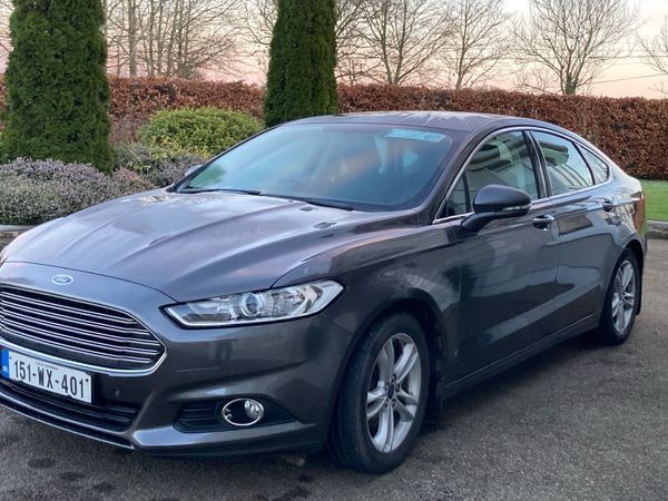 Ford Mondeo Hatchback, Diesel, 2015, Grey
