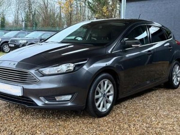 Ford Focus Hatchback, Diesel, 2017, Grey