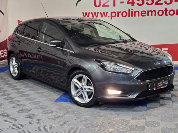 Ford Focus Hatchback, Diesel, 2015, Grey