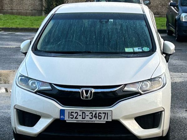 Honda Fit Hatchback, Petrol Hybrid, 2015, White
