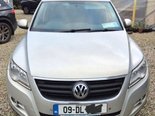 Volkswagen Tiguan SUV, Diesel, 2009, Silver