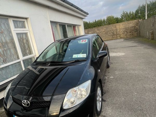 Toyota Auris Hatchback, Diesel, 2008, Black