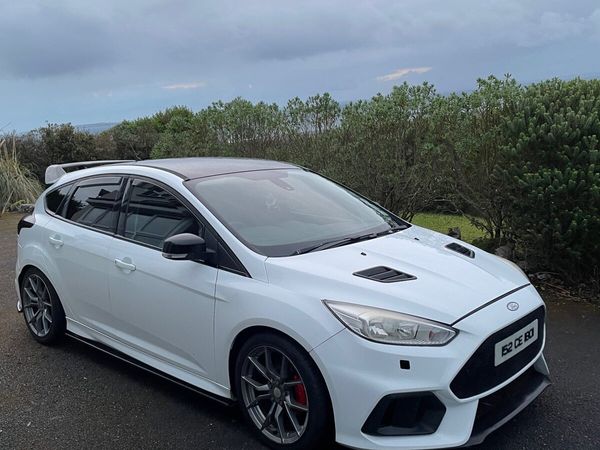 Ford Focus Hatchback, Diesel, 2015, White