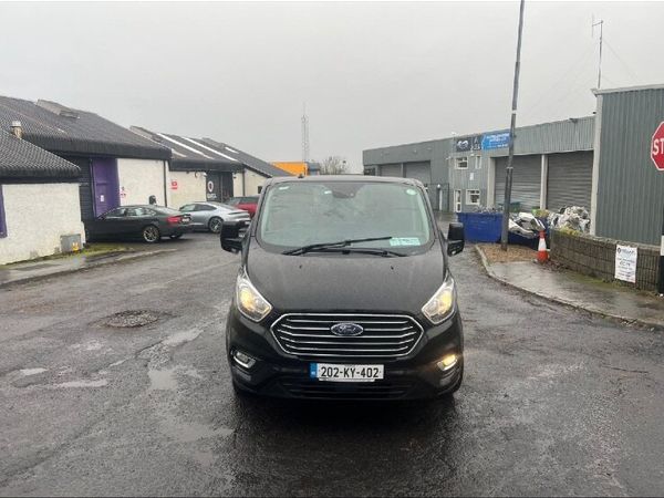 Ford Tourneo MPV, Diesel, 2020, Black