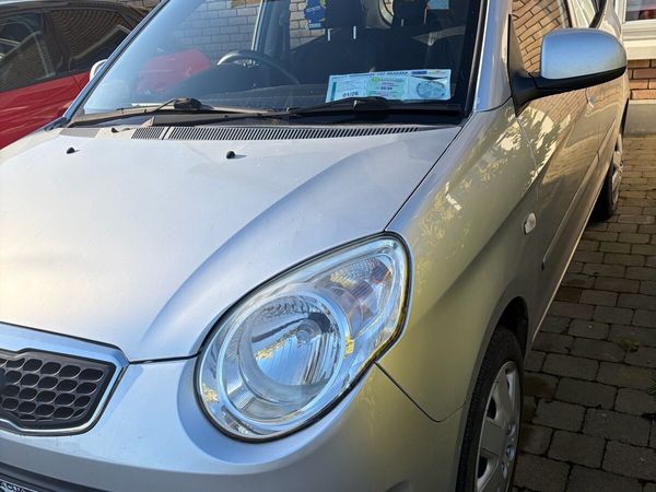 Kia Picanto Hatchback, Petrol, 2011, Silver