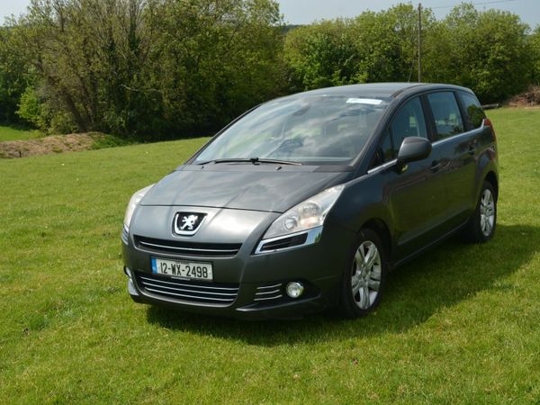 Peugeot 5008 MPV, Diesel, 2012, Grey