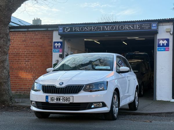 Skoda Fabia Hatchback, Petrol, 2016, White