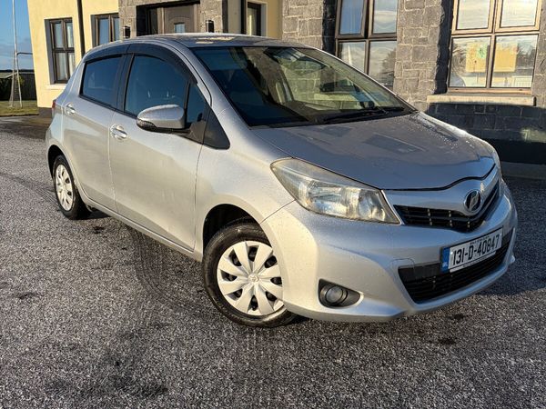 Toyota Vitz Hatchback, Petrol, 2013, Silver