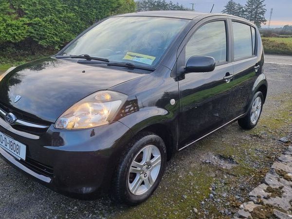 Subaru Justy Estate, Petrol, 2010, Black