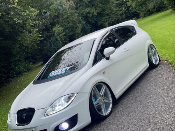 SEAT Leon Hatchback, Diesel, 2011, White