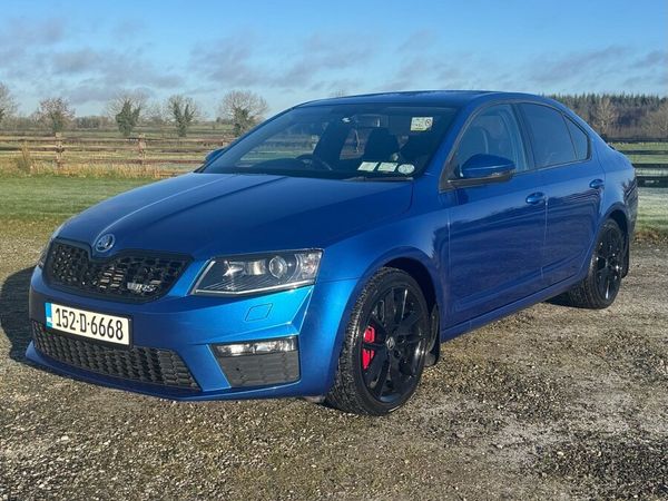 Skoda Octavia Saloon, Diesel, 2015, Blue