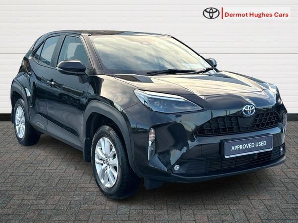 Toyota Yaris Cross Hatchback, Petrol Hybrid, 2023, Black