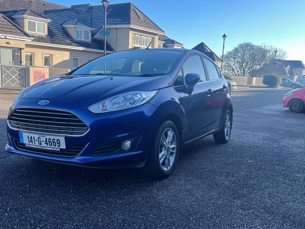Ford Fiesta Hatchback, Diesel, 2014, Blue