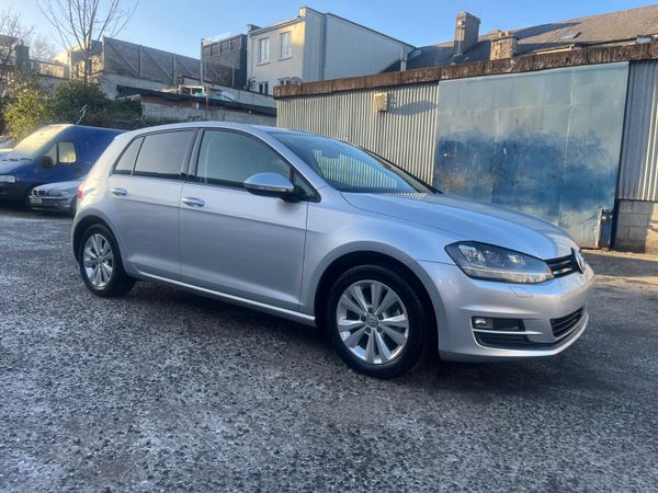 Volkswagen Golf Hatchback, Petrol, 2016, Silver