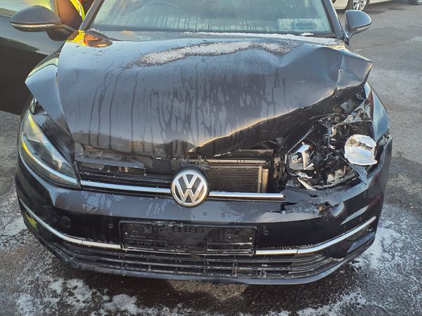 Volkswagen Golf Estate, Petrol, 2018, Black