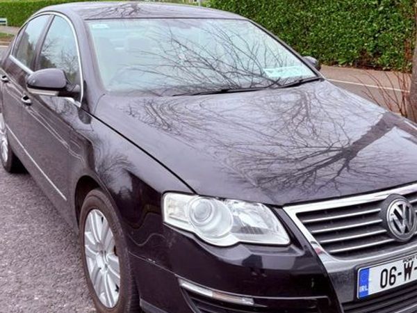 Volkswagen Passat Saloon, Petrol, 2006, Black