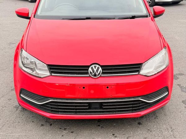 Volkswagen Polo Hatchback, Petrol, 2016, Red