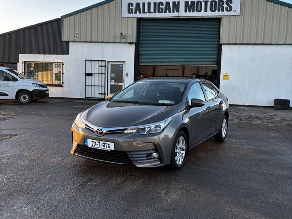 Toyota Corolla Saloon, Diesel, 2017, Grey