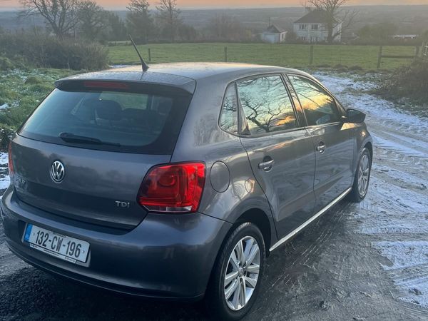 Volkswagen Polo Hatchback, Diesel, 2013, Grey
