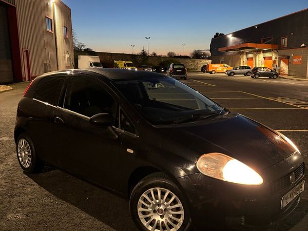 Fiat Punto Hatchback, Petrol, 2010, Black