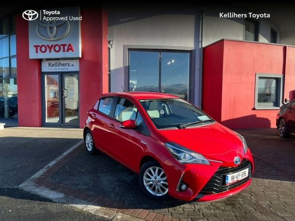Toyota Yaris Hatchback, Petrol Hybrid, 2018, Red