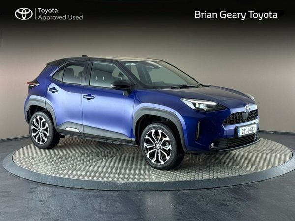 Toyota Yaris Cross Hatchback, Petrol Hybrid, 2023, Blue