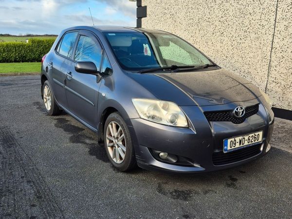 Toyota Auris Hatchback, Diesel, 2009, Grey