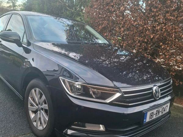 Volkswagen Passat Saloon, Diesel, 2018, Black