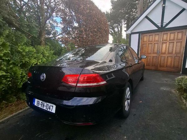 Volkswagen Passat Saloon, Diesel, 2018, Black