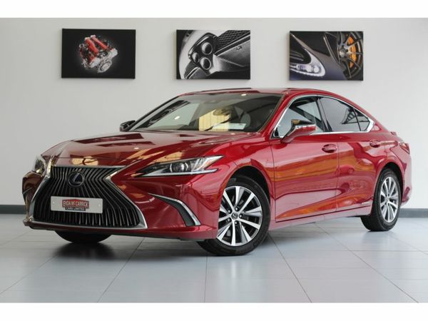 Lexus ES Saloon, Petrol Hybrid, 2020, Red