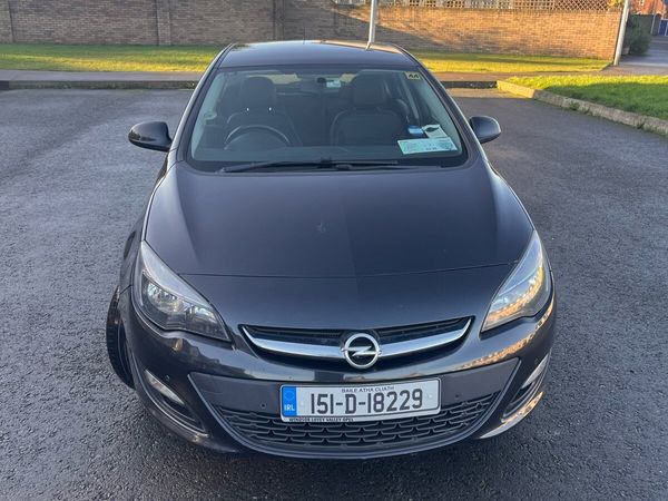 Opel Astra MPV, Petrol, 2015, Black
