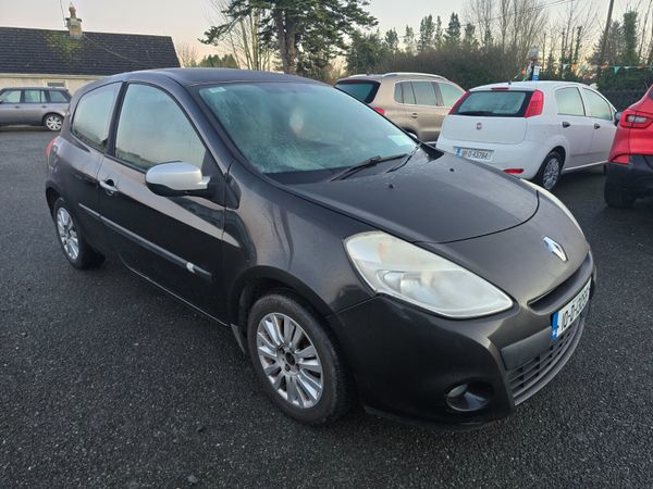 Renault Clio Hatchback, Petrol, 2010, Black