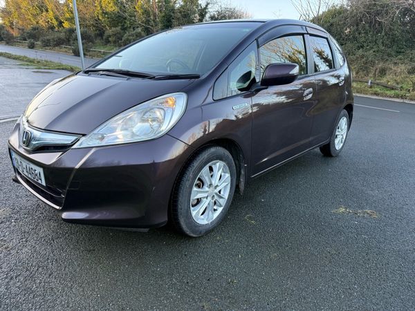 Honda Fit Hatchback, Petrol Hybrid, 2013, Brown