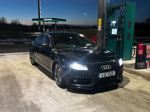 Audi A4 Saloon, Diesel, 2011, Black