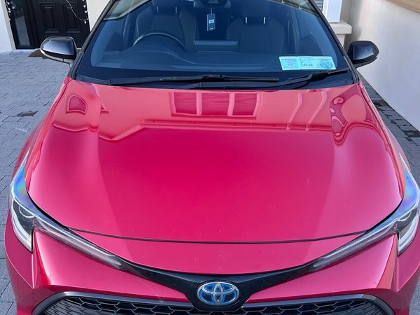 Toyota Corolla Hatchback, Petrol Hybrid, 2020, Red