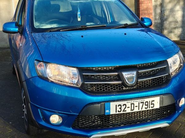 Dacia Sandero Stepway Hatchback, Petrol, 2013, Blue